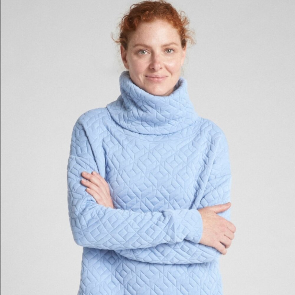 Gap Fit Jacquard Quilted Funnel Neck Pullover XS